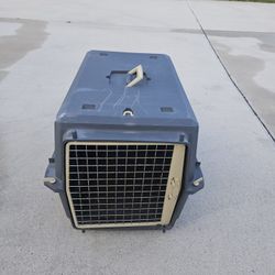 PET CRATES.   SMALL $10  OTHERS  ONLY $19