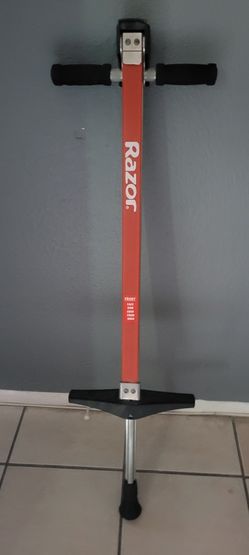 RAZOR STICK JUMPS