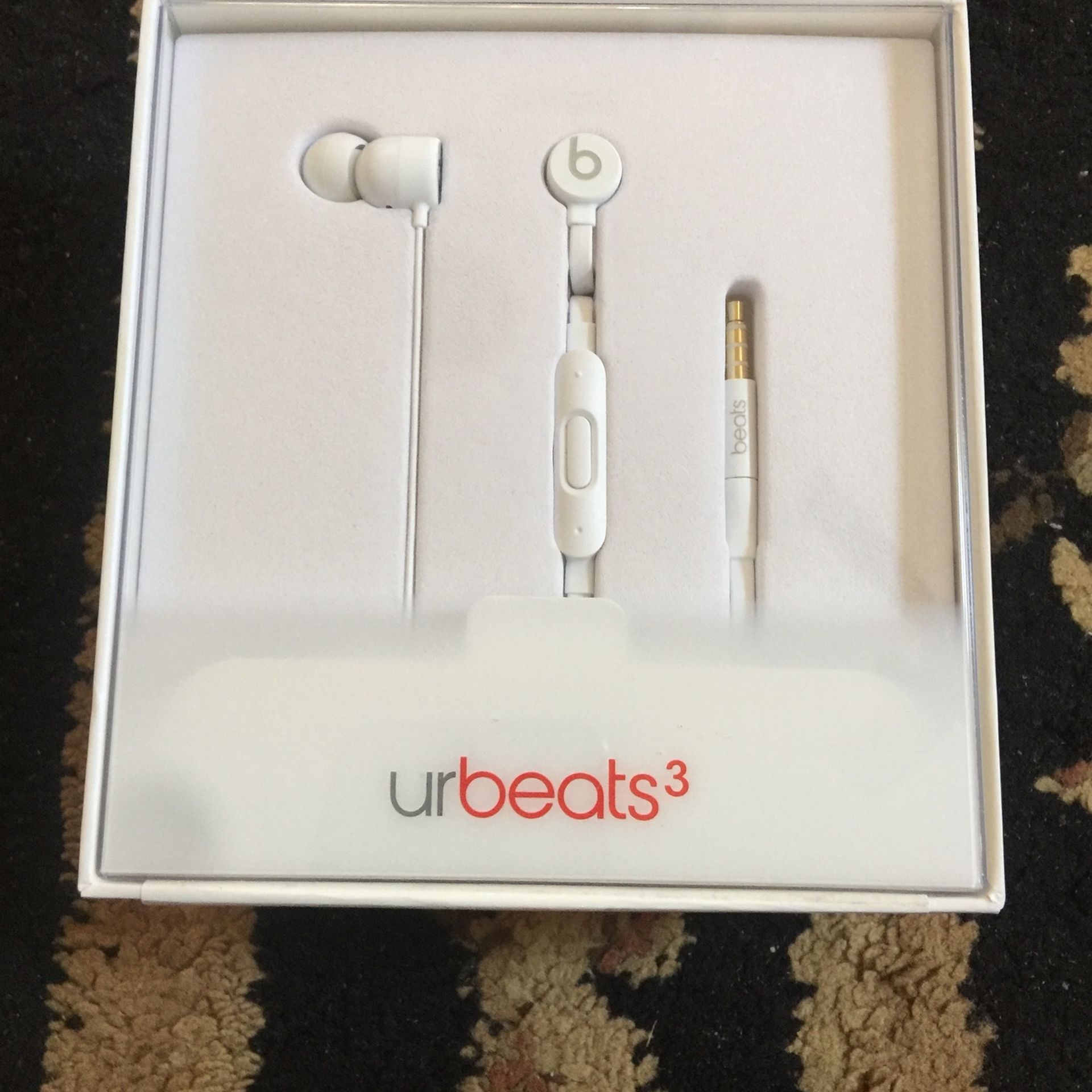Beats urbeats3 Brand New Sealed