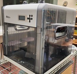 XYZ 3D Printer And Filament