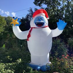 12 Foot Tall Bumble Abominable Snowman  in Rudolph the Red-Nosed Reindeer Inflat