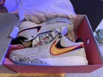 Nike LeBron XX Basketball Sneakers