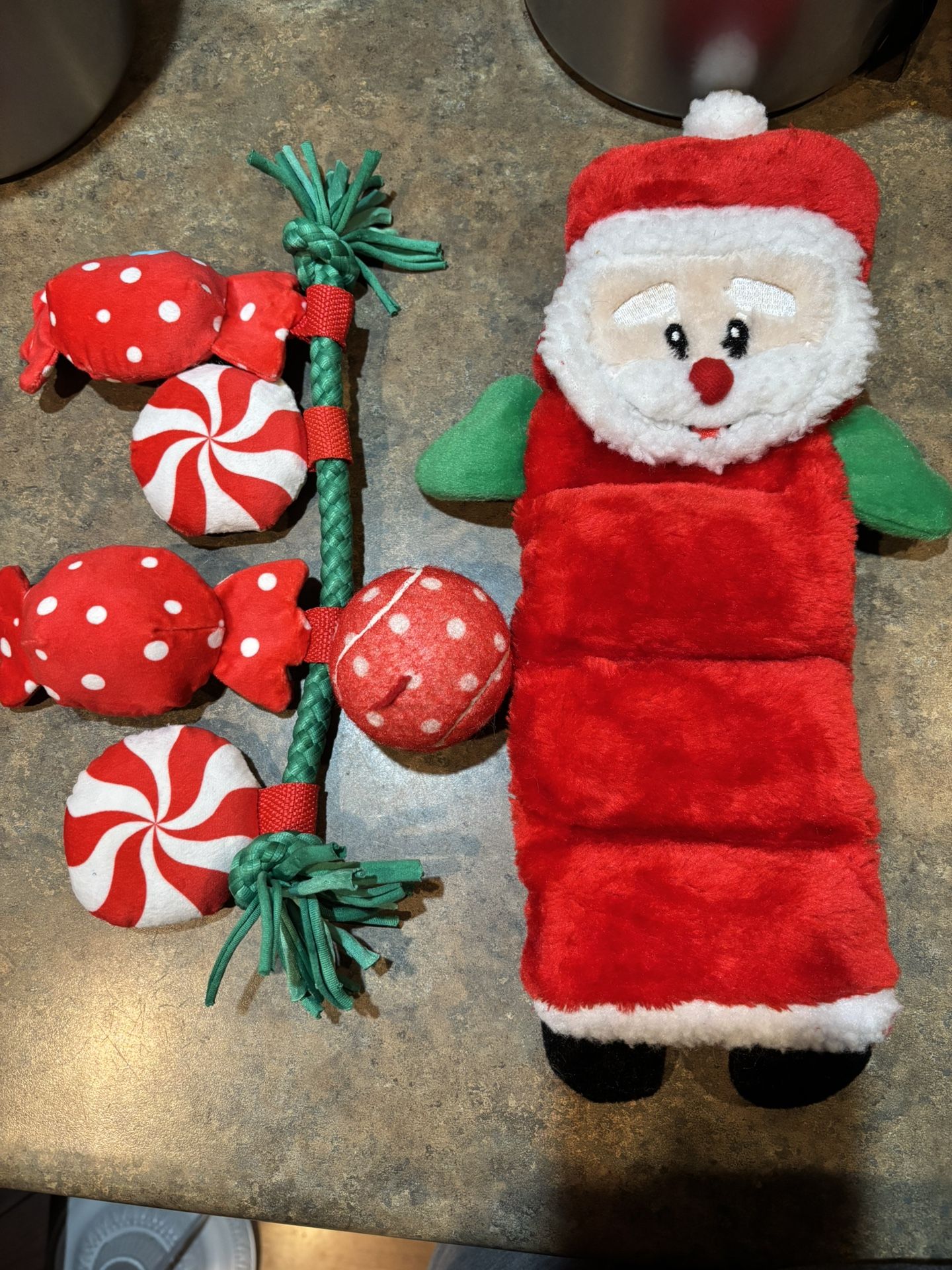 Multiple Squawker in Santa dog toy. Price for all