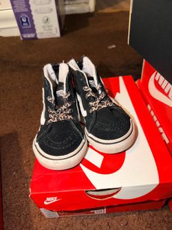 Used kid shoes