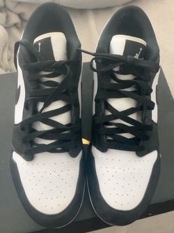 Air Jordan 1 Low Black White cleats