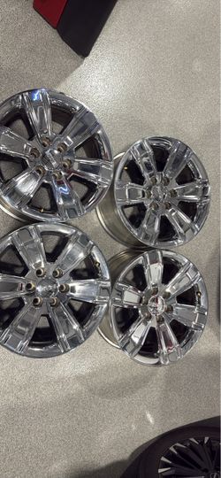 GMC 20 inch OEM wheels