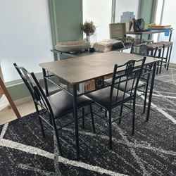 Kitchen Table + Chairs 