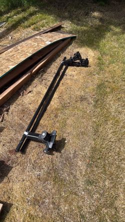 Yakima roof rack crossbar rail system