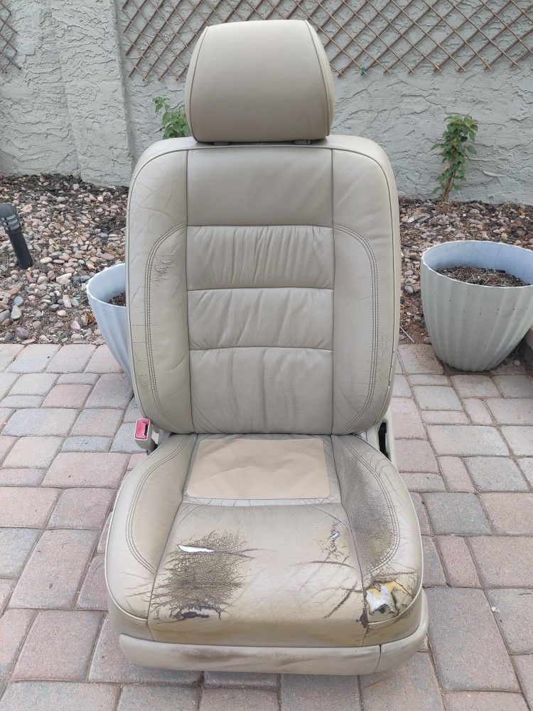 98-00 Lexus GS Driver Seat