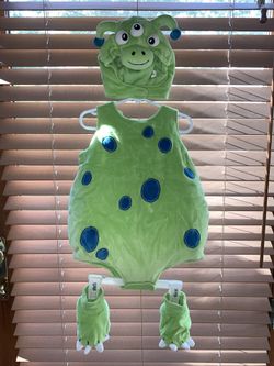 Baby/ Toddler Costume Size 6-12 Months ‘Lil  Monster