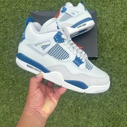 Jordan 4 Retro Military Blue