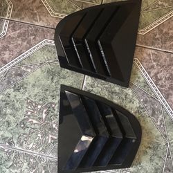 car window louvers