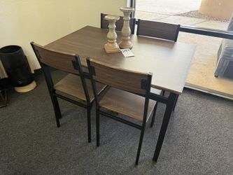 Dining Table With 4 Chairs 