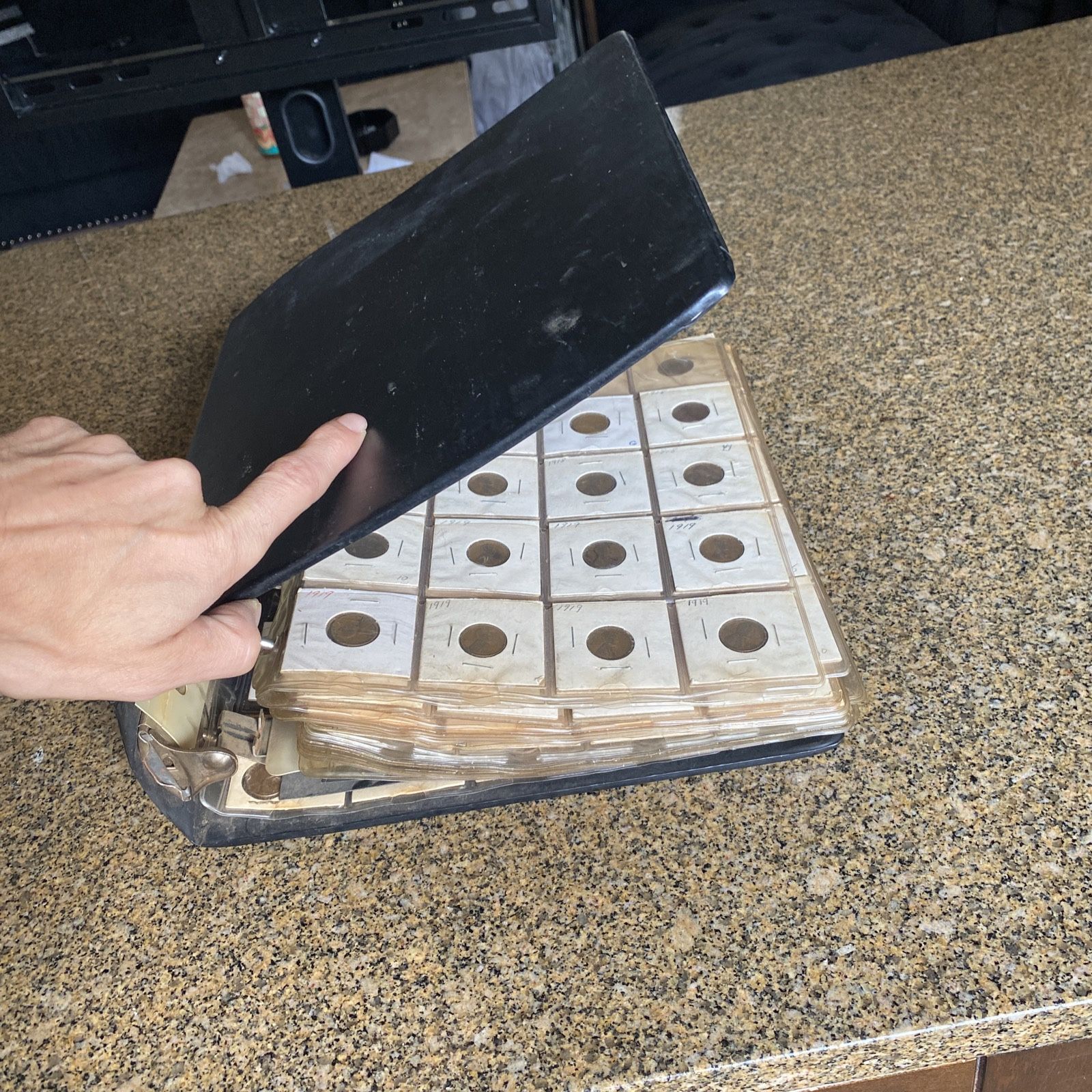 Collector Penny Album  Full Of Errors D & S  Lincoln wheat 80