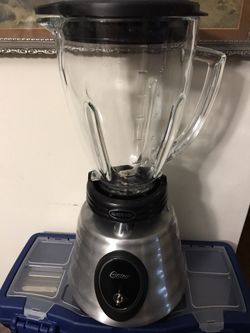 Brand new blender made by oster