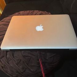 APPLE MACBOOK AIR 2020  Used 