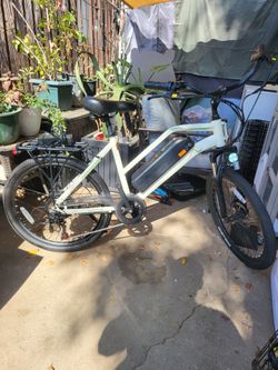 Urbanite 1.4 Electric Bicycle