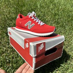 W New Balance
