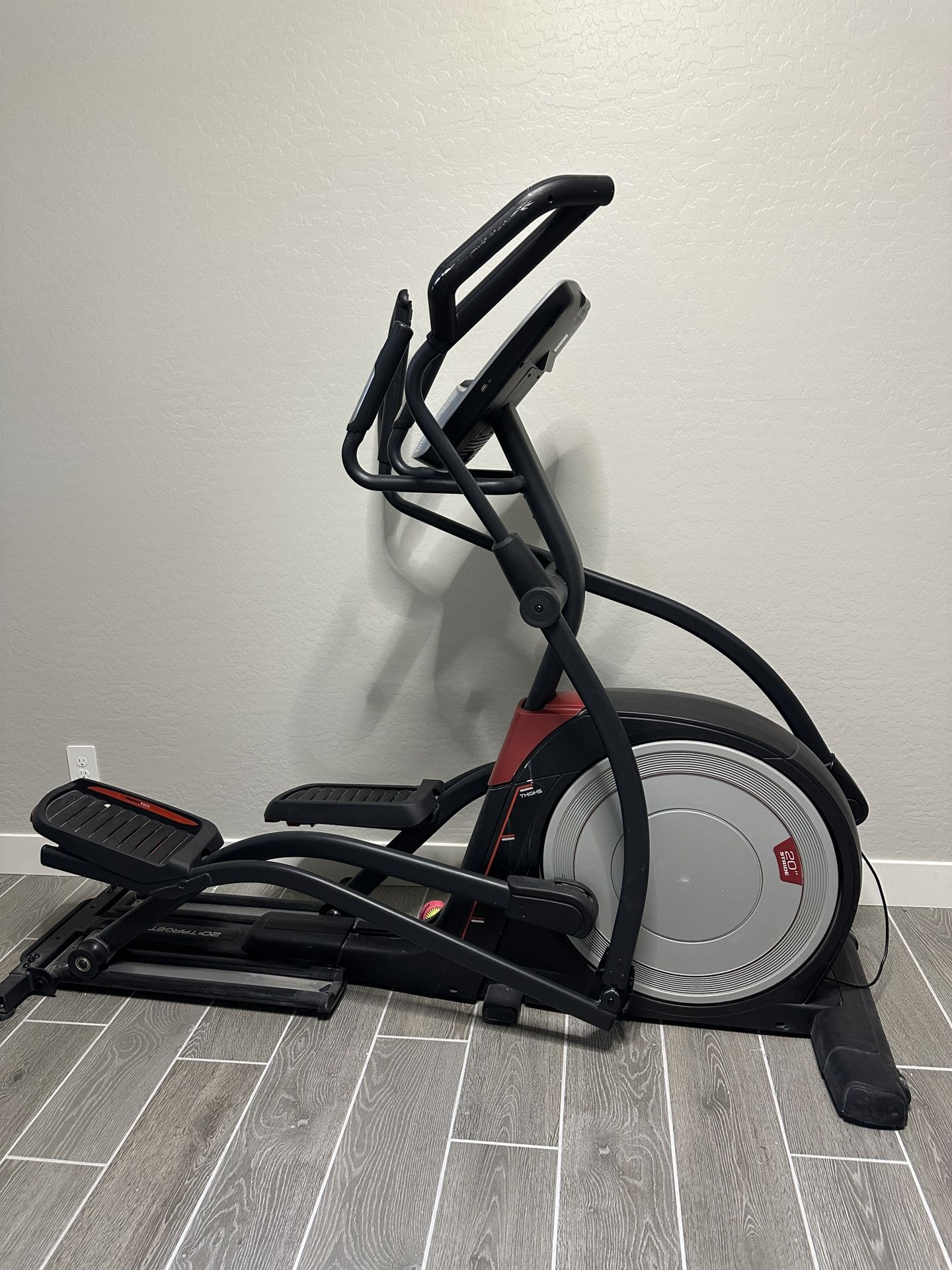 Moving Sale Elliptical NordicTrack Not Used Like New