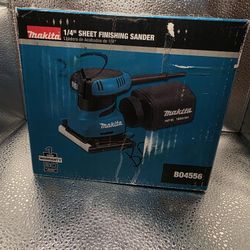 Makita Finishing Sander 