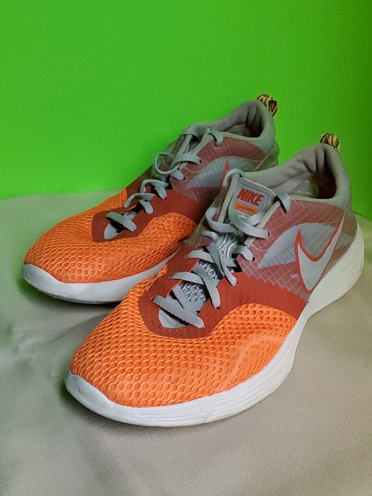 Nike/ Lunarlon/ Total Orange/ Womens/ 8.5