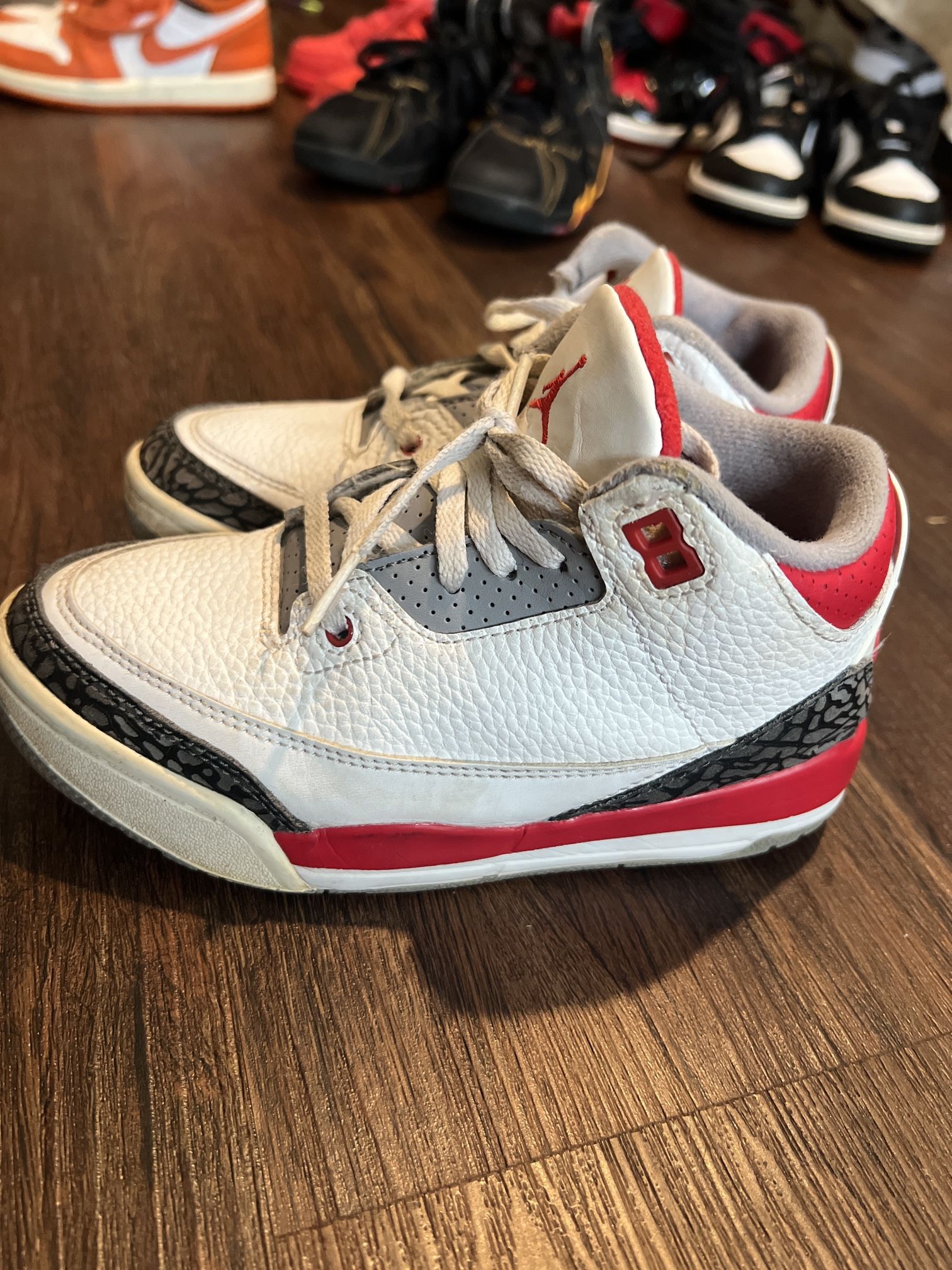 Boys Nike Jordan Shoe Size 13