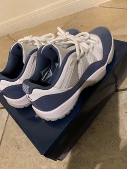 Air Jordan 11 size 8.5