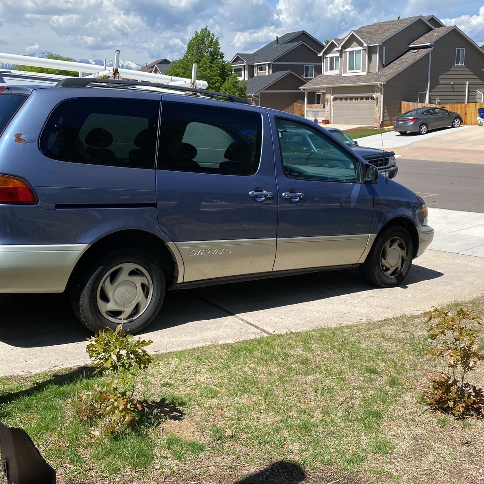 2000 Toyota Sienna