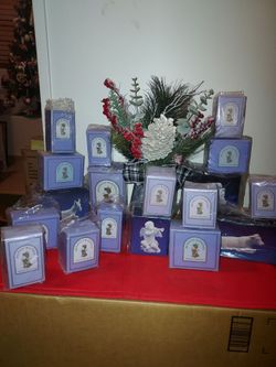 BEAUTIFUL BRAND NEW AVON CHRISTMAS NATIVITY ASSORTMENT