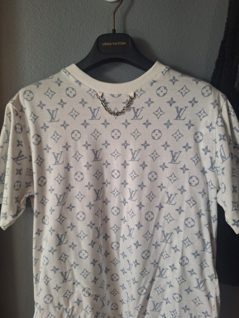 Authentic Louis Vuitton LV Escale Women's T-shirt