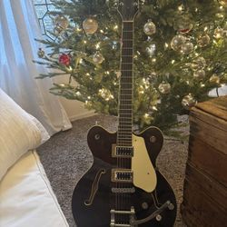 Gretsch G5622T Semi Hollow Body Guitar