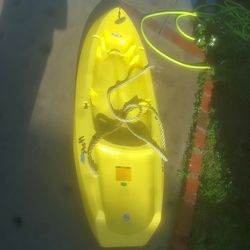 WAVE one person raft 130 lb or 59 kg max capacity