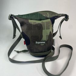 Supreme Neck Bag Camo 