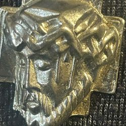 JESUS PENDANT 