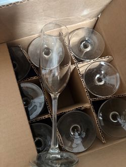x48 Libbey 7500 8 oz champagne flutes