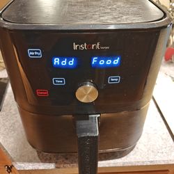 Instant Pot 6 Qt Vortex 4-in-1 Air Fryer.