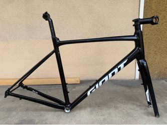 Road-bike/Giant Contend
