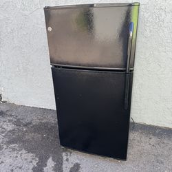 Big 21 Cubics Household Refrigerator Fridge Freezer Great For Garage (free Local Delivery)