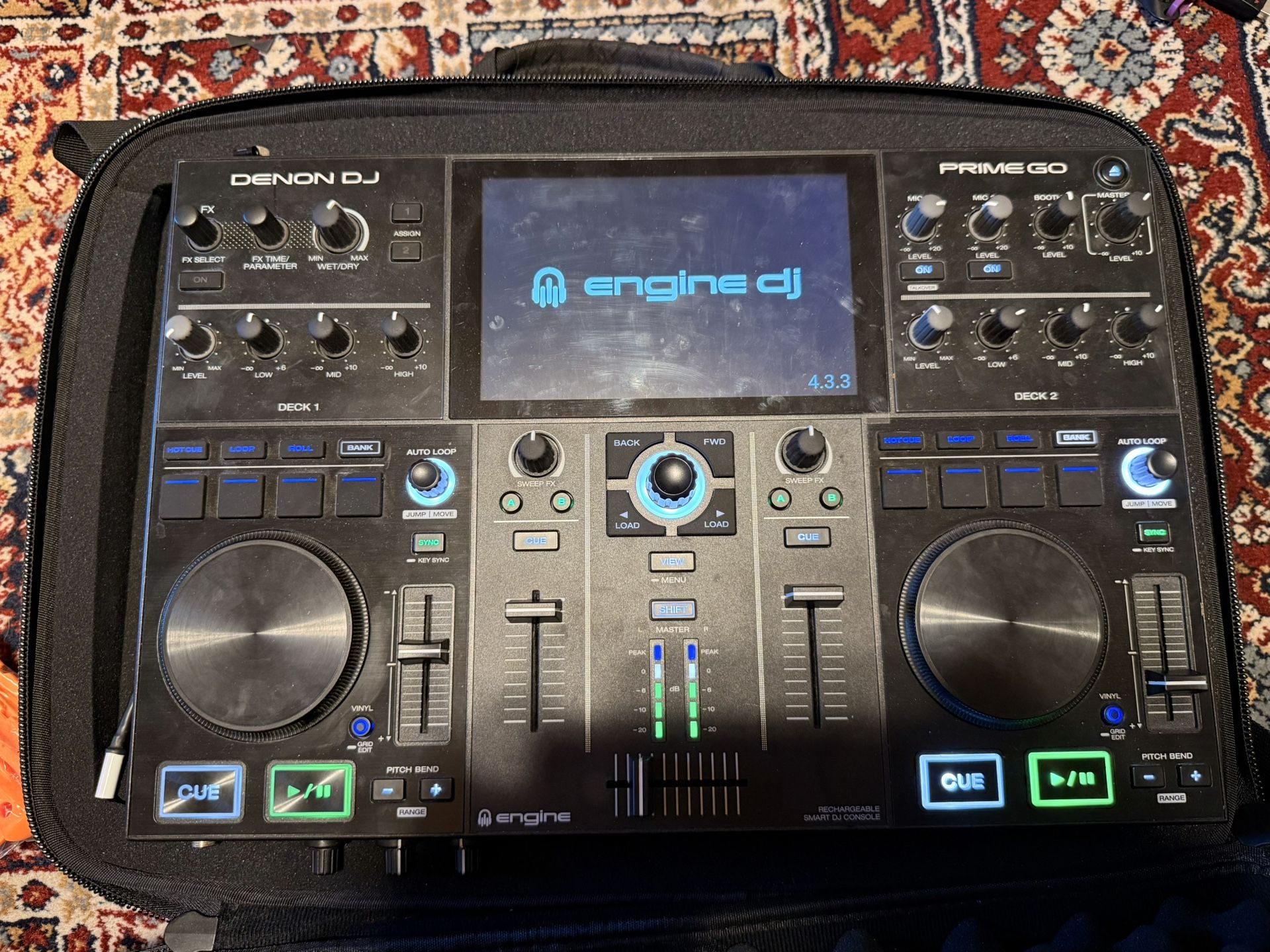 Denon DJ GO, Soft Case And speaker!