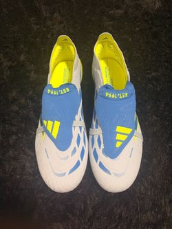 NEW predator elite ag size 12.5