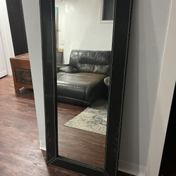 Mirror Suede Frame