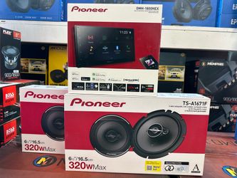 Pioneer Packege Two 6.5 Speakers Plus a Stereo