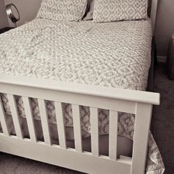 Queen Bed