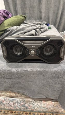 Altec Lansing Bluetooth Portable Speaker/ Water Proof