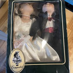 Geppeddo Newlywed Dolls