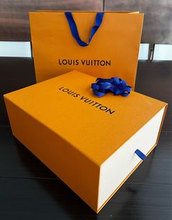 Louis Vuitton Box (authentic)