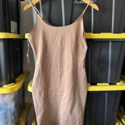 Women’s Dresses For Sale 