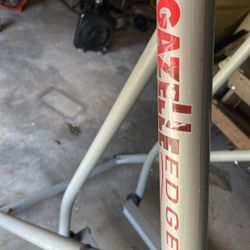 Gazelle Edge Glider