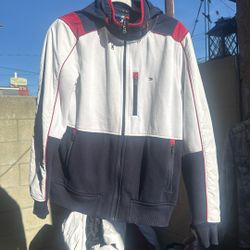Tommy Hilfiger Size Small Sweater 