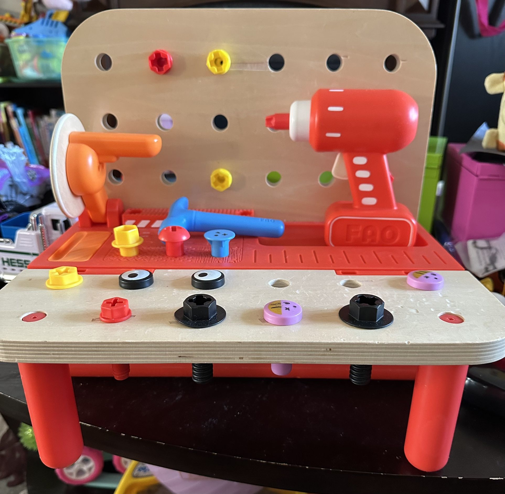 Fao Schwartz Pro Tool Bench